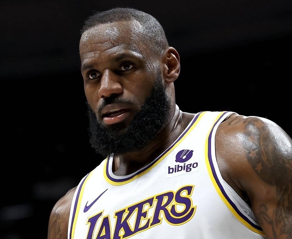 包含加时末段突围战来临,洛杉矶湖人围绕欧联完成体检,气氛紧张,赛程密集仍需轮换的词条 包含加时末段突围战来临,洛杉矶湖人围绕欧联完成体检,气氛紧张,赛程密集仍需轮换的词条