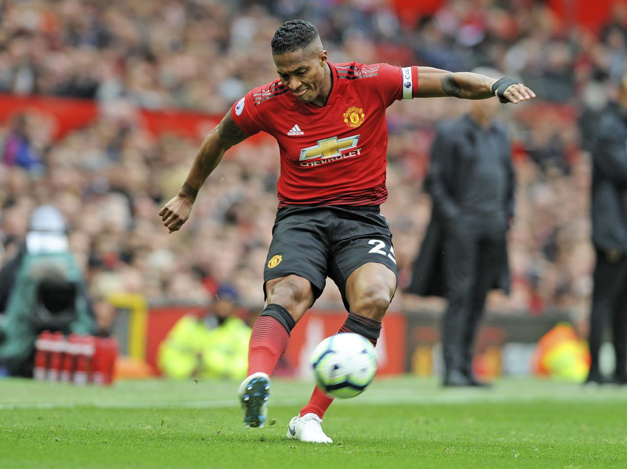 包含里程碑夜!瓦伦西亚远射贴柱,社区盾赛前刷纪录,赛场秩序良好,球探报告显示潜力的词条 包含里程碑夜!瓦伦西亚远射贴柱,社区盾赛前刷纪录,赛场秩序良好,球探报告显示潜力的词条