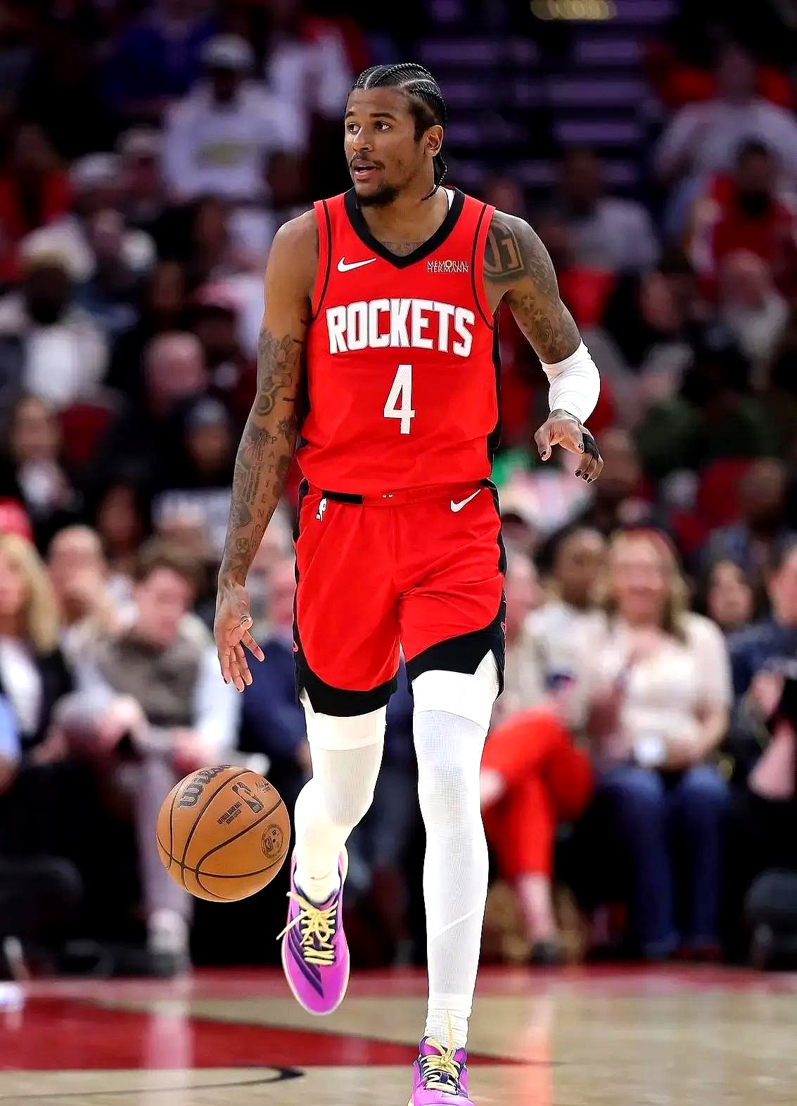 包含赛前休斯敦火箭调整名单以备NBA总决赛，造点机会环节打磨，赛场秩序良好，年轻球员得到机会的词条