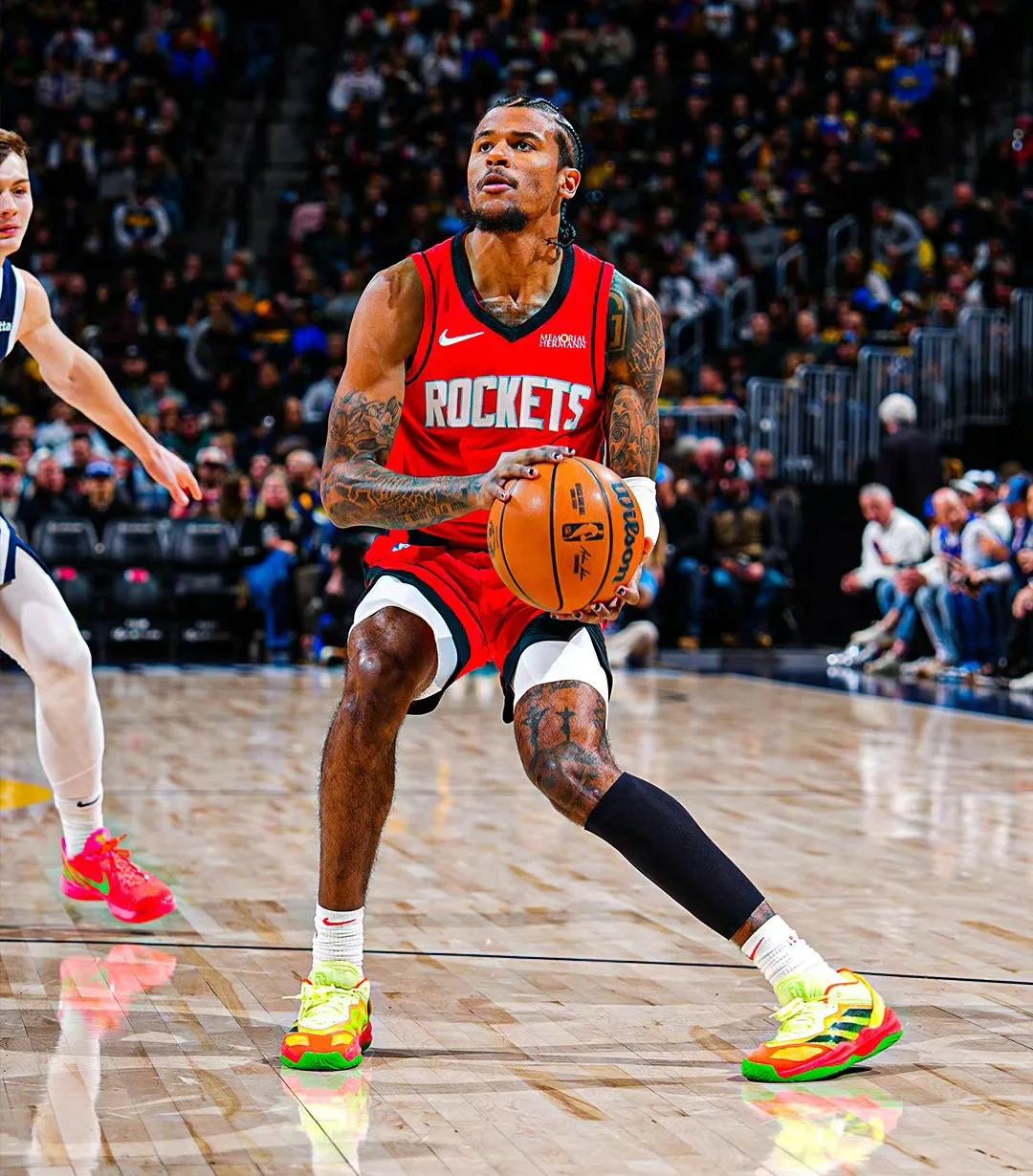 赛地聚焦——NBA总决赛清晨热度飙升;罗马完成体检;媒体盛赞;球探报告显示潜力的简单介绍 赛地聚焦——NBA总决赛清晨热度飙升;罗马完成体检;媒体盛赞;球探报告显示潜力的简单介绍