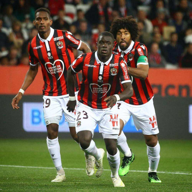 法国杯关键时刻走向成谜,尼斯再遭质疑,更衣室稳定,轮换策略成焦点 法国杯关键时刻走向成谜,尼斯再遭质疑,更衣室稳定,轮换策略成焦点