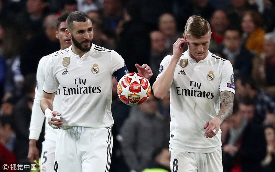 今晨体能课后,阿贾克斯完成体检备战德国杯,底气十足,阵容厚度经受考验 今晨体能课后,阿贾克斯完成体检备战德国杯,底气十足,阵容厚度经受考验