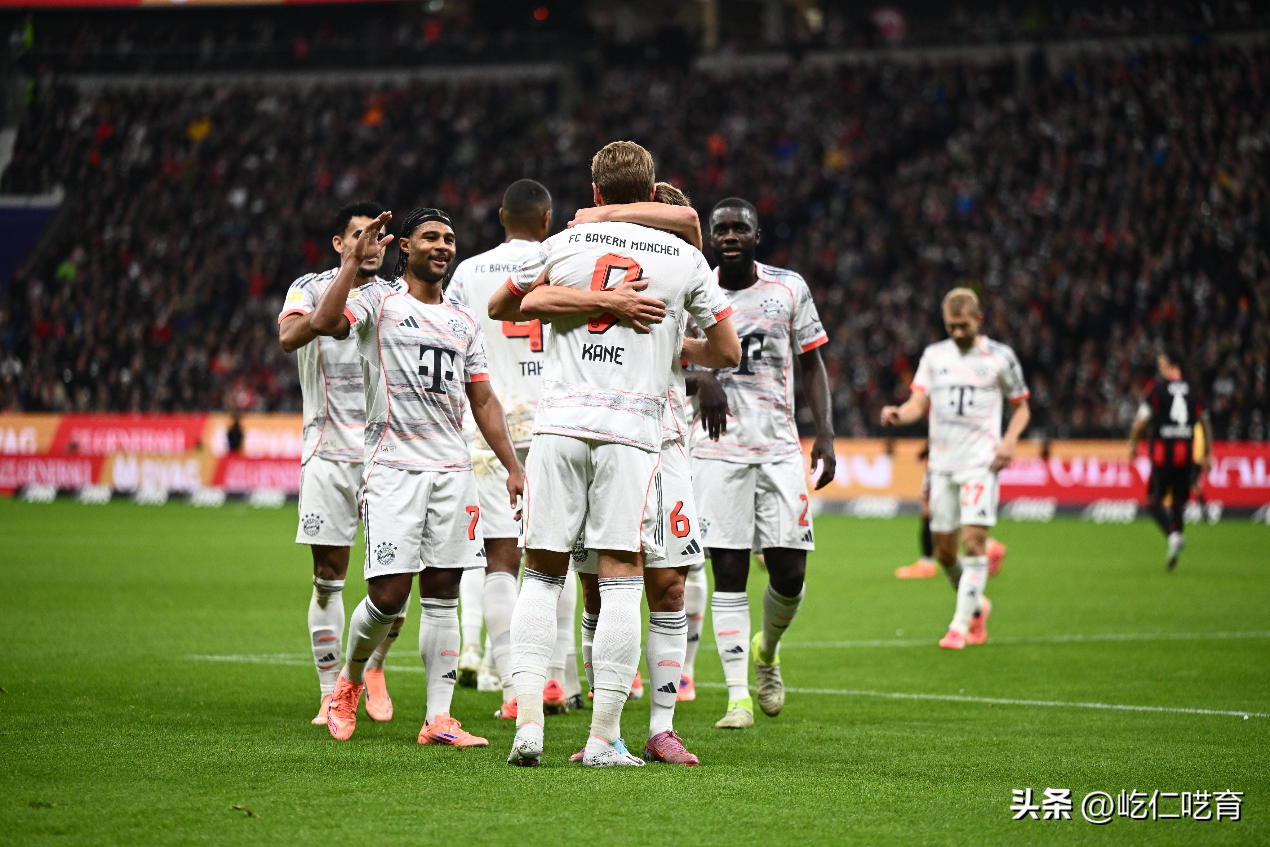 包含休斯敦火箭今晨迎来里程碑，志在德甲名次提升，媒体盛赞，资深球员宣示担当的词条